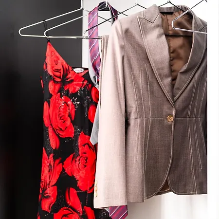 At Park, Luxurioese Mit Terrasse Und Parkplatz Im Herzen Von