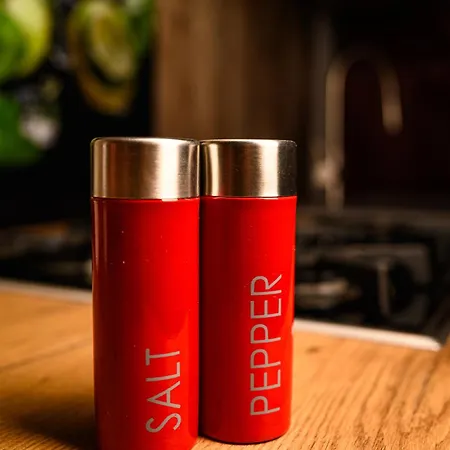 At Park, Luxurioese Mit Terrasse Und Parkplatz Im Herzen Von Apartment