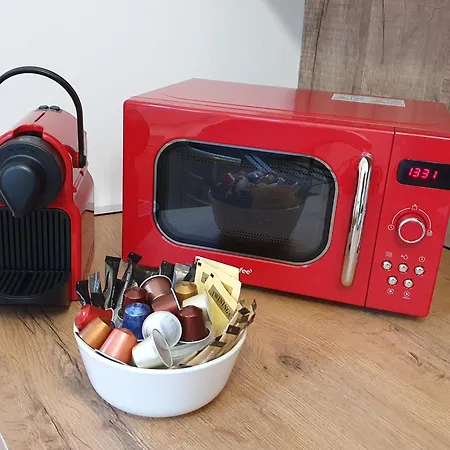 At Park, Luxurioese Mit Terrasse Und Parkplatz Im Herzen Von *