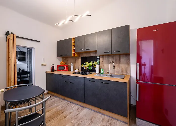 Appartamento At Park, Luxurioese Mit Terrasse Und Parkplatz Im Herzen Von *