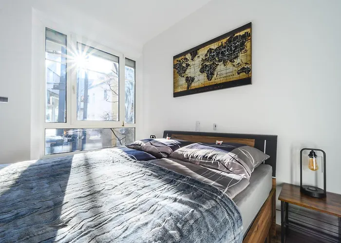 Appartamento At Park, Luxurioese Mit Terrasse Und Parkplatz Im Herzen Von *