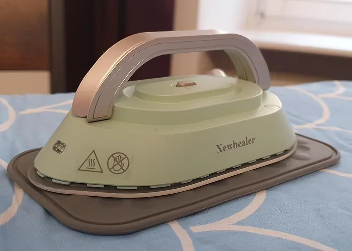 At Park, Luxurioese Mit Terrasse Und Parkplatz Im Herzen Von Appartamento Graz