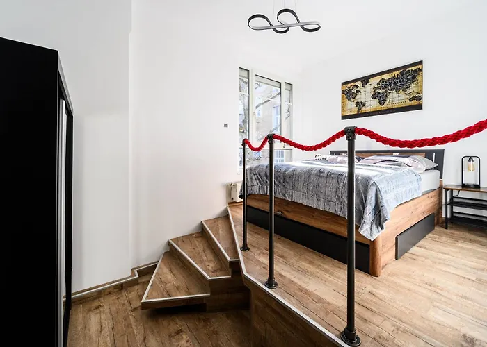 At Park, Luxuriöse Mit Terrasse Und Parkplatz Im Herzen Von Apartment Graz