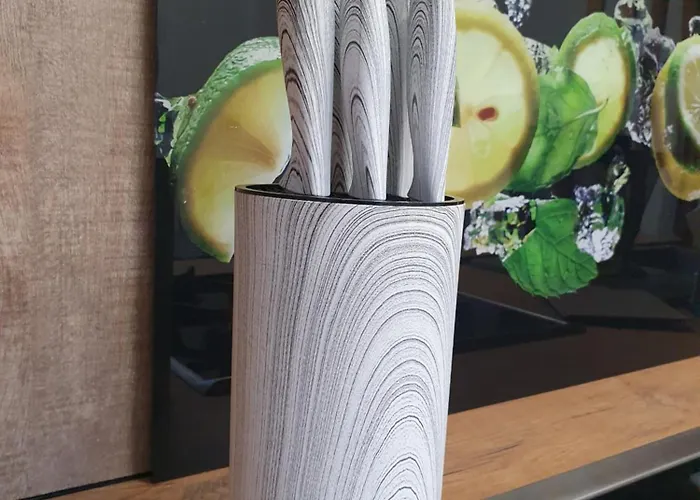 At Park, Luxurioese Mit Terrasse Und Parkplatz Im Herzen Von Γκρατς